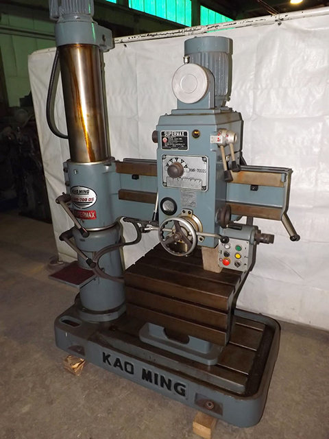 8" x 28" KAO MING (SUPERMAX) ... RADIAL DRILL